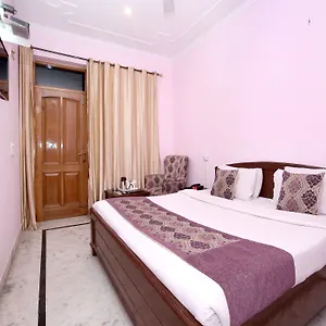3* Hotel Oyo 6463 Dove